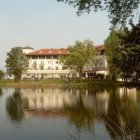 Hotel Landhaus Milser Duisburgo Exterior foto