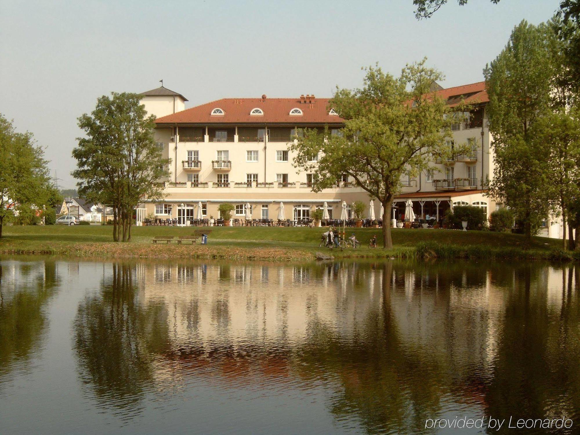 Hotel Landhaus Milser Duisburgo Exterior foto